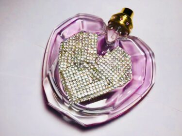 香水の種類はどう使い分ける？EDT・EDPが余る人の予定別整理術