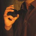 デート中に香水をつけ直す？追加しない判断と適量